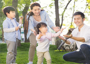 人生就是博·尊龙z6新家庭养育公益项目